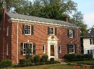 202 Beall St NW, Lenoir, NC 28645