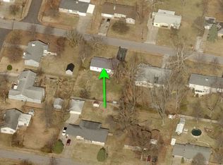 1236 E Wayland St, Springfield, MO 65804