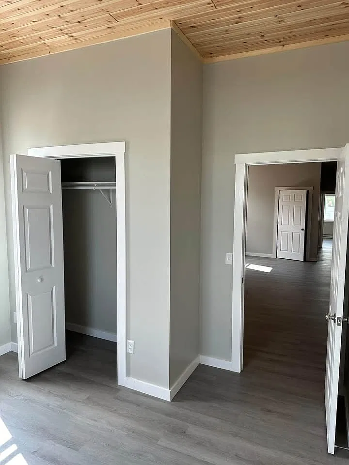 3 bed, 1500 sqft, $1,600 — Photo 2