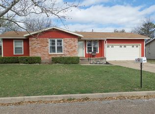 106 Hamilton Ave, Ballinger, TX 76821