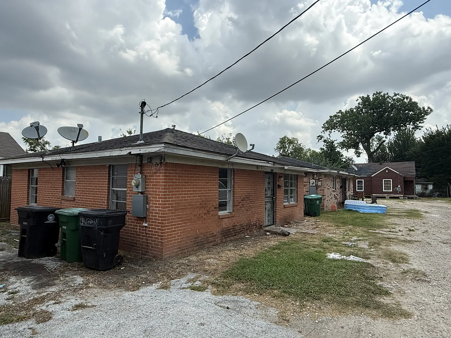 2 bed, 840 sqft, $1,050 — Photo 2