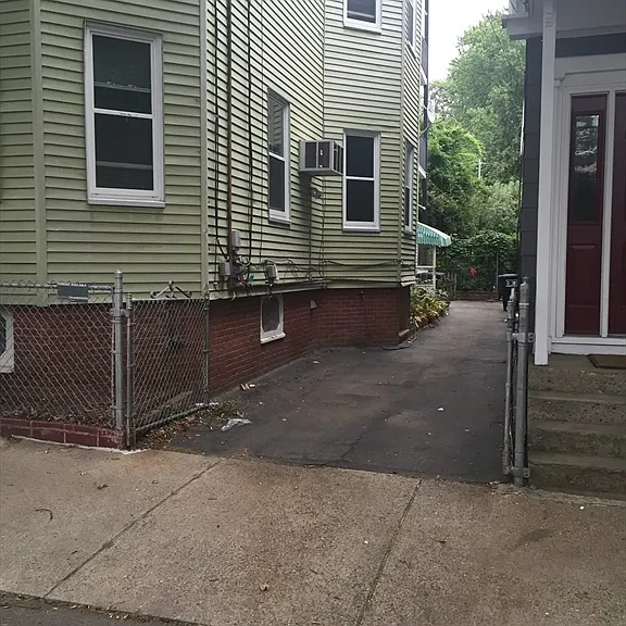 17 Granite St #2 — Photo 11
