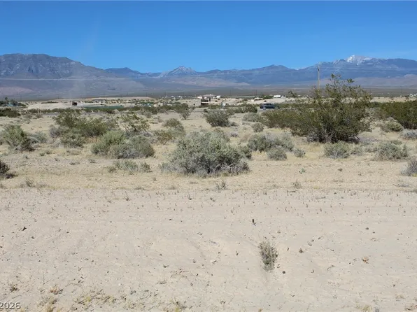 921 Delta St, Pahrump, NV 89060