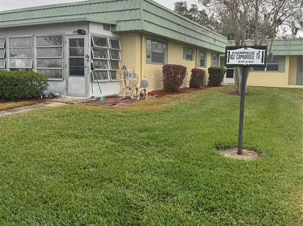 102 Cambridge Trl APT 229, Sun City Center, FL 33573