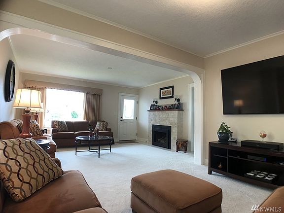 4th image of 120 Ontario St