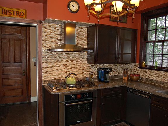 3rd image of 26 Odell Ave
