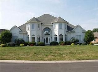 576 Heatherwoode Cir, Springboro, OH 45066