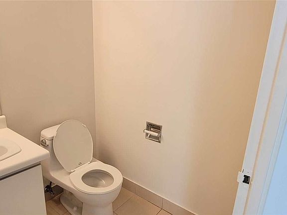 2nd image of 1155 Bough Beeches Blvd #1104