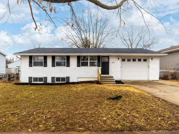 3247 Winding Creek Dr, Columbus, OH 43223