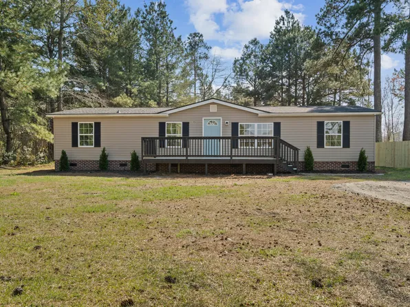 193 John L Rd, Maxton, NC 28364