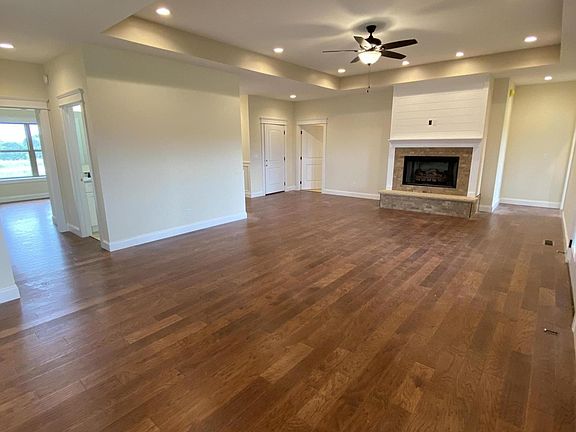 4th image of 389 Tuttle Ln Lot 13