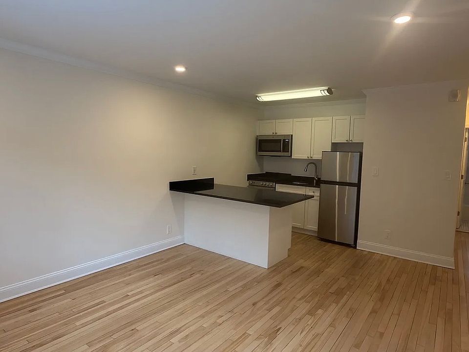 1st image of 54B Alton Pl #T1