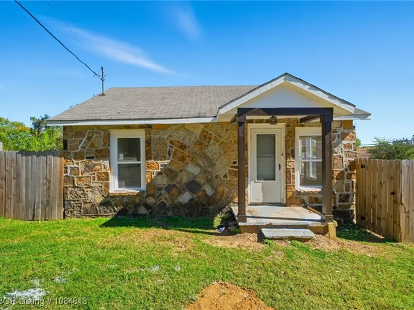 802 Buena Vista Ave, Van Buren, AR 72956