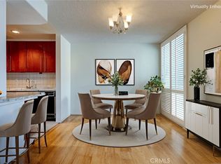 5454 Zelzah Ave APT 215, Encino, CA 91316