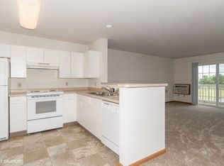 1049 Enterprise Dr #1-107, Verona, WI 53593