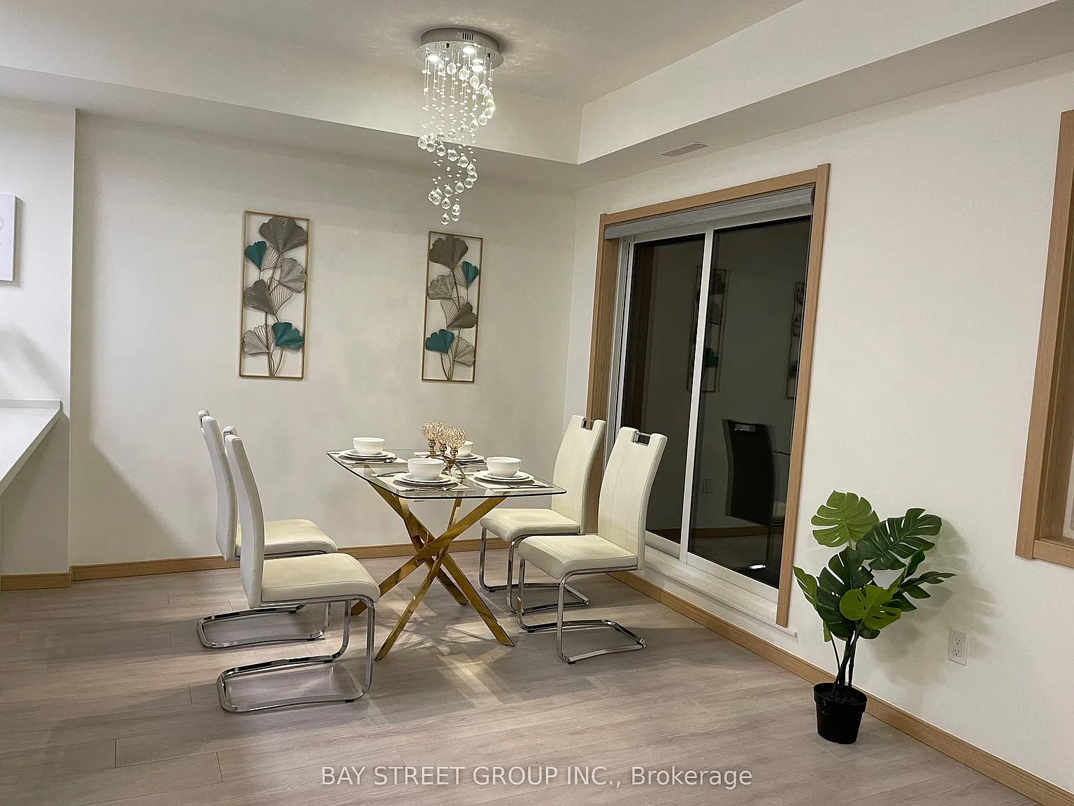 3 bed, $2,850 — Photo 4