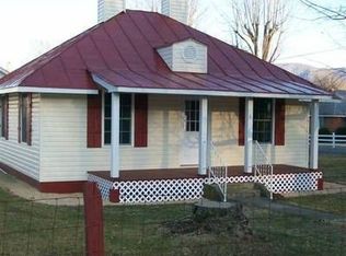 6 Spring Ave, Deerfield, VA 24432