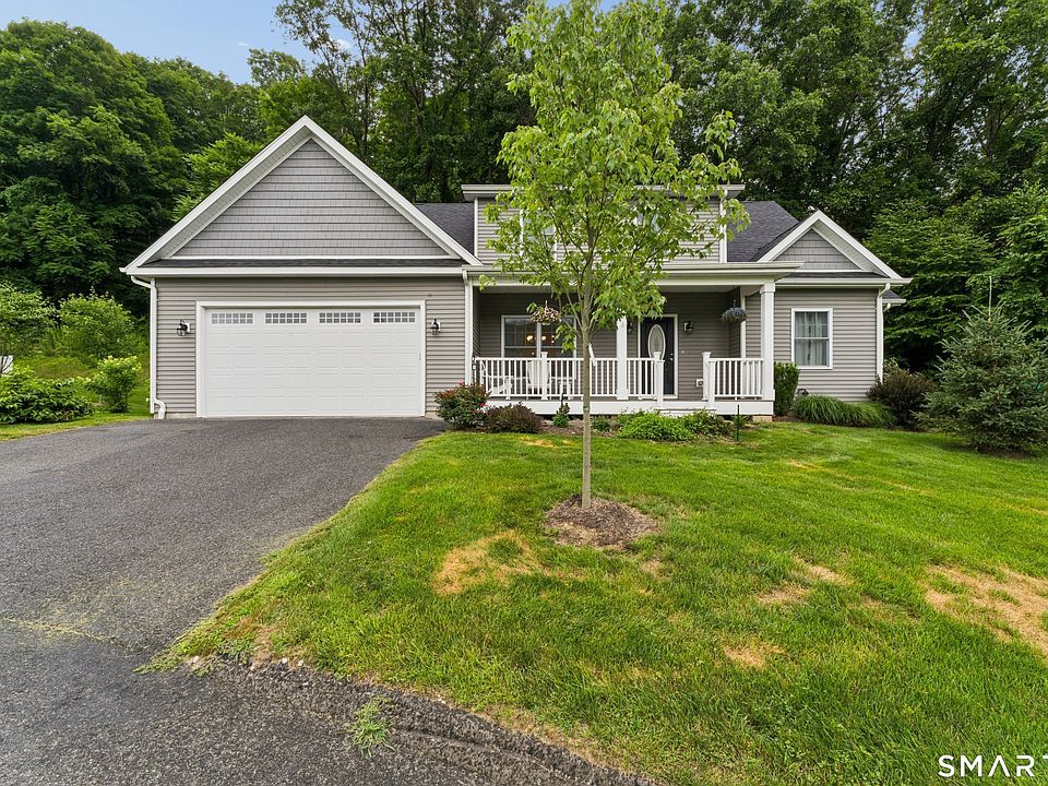 1st image of 7 Tall Oaks Drive #7