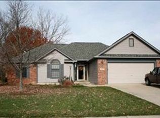 501 Greenwood Dr, Hartford City, IN 47348