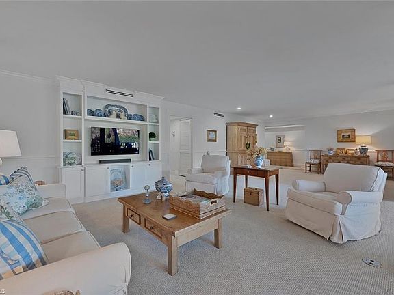 3rd image of 103 Wilderness DR #202