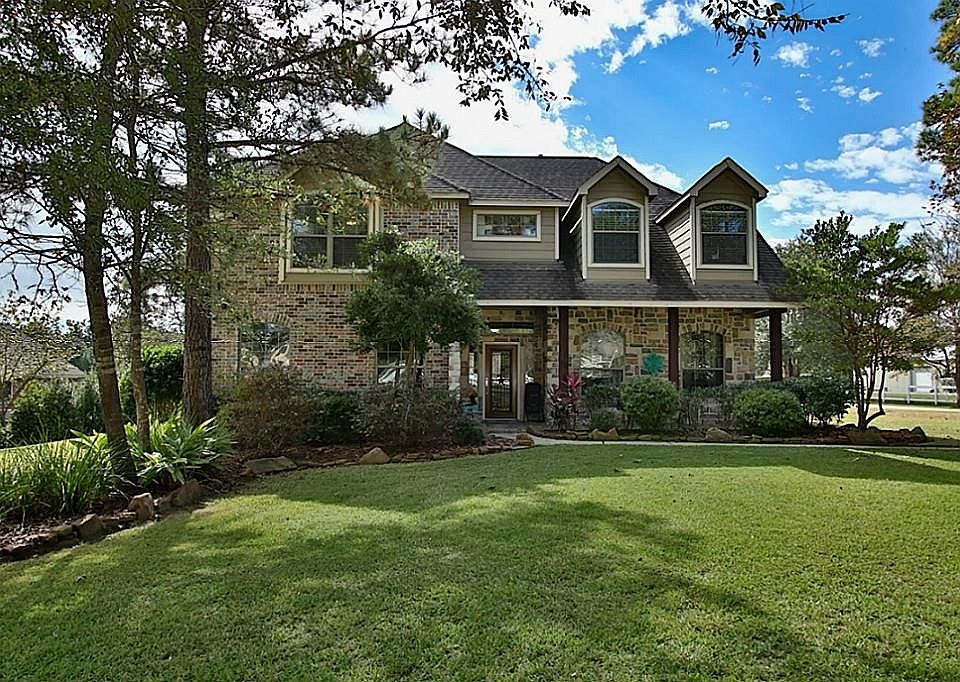 1st image of 15703 Connie Ln