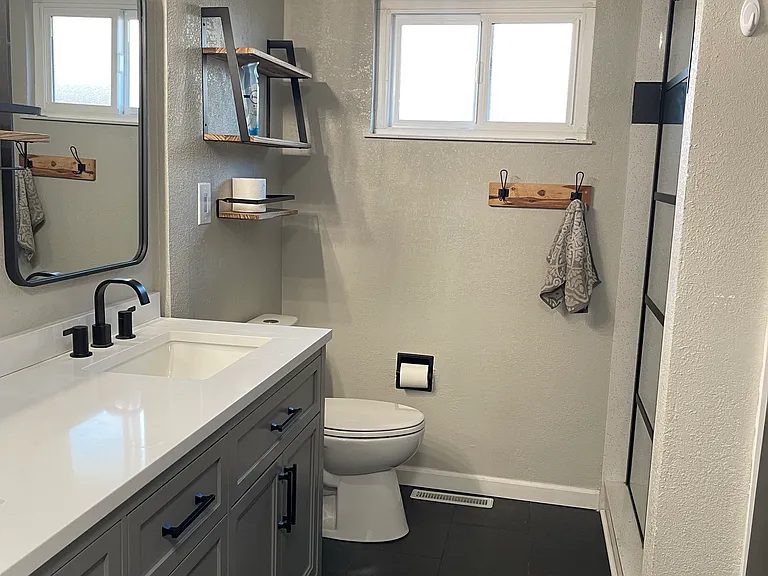 1140 Lake Home Dr — Photo 15