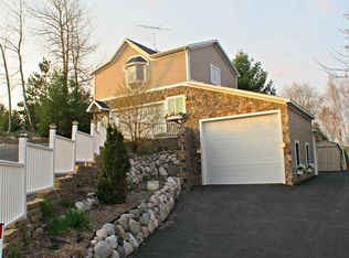 02765 Eagle Island Rd, Boyne City, MI 49712