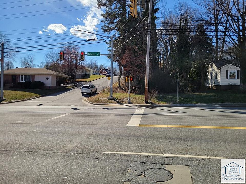 2nd image of 837 Liberty St