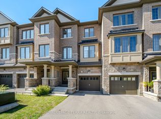 38 Hallmark Way, Whitby, ON L1P 0K2