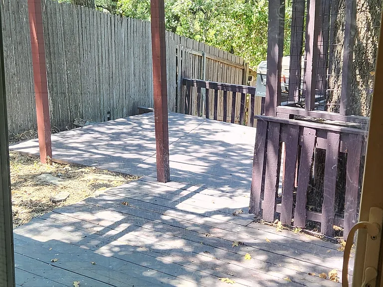 5901 Mountainwood Dr — Photo 4