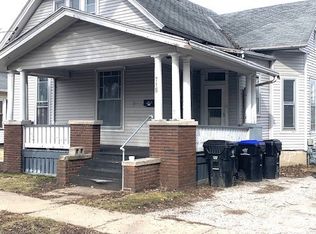 715 W Locust St, Bloomington, IL 61701