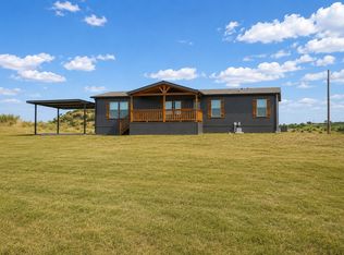 1023 Hopewell Rd, Bellevue, TX 76228