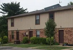2512 Elmwood Pkwy — Photo 2