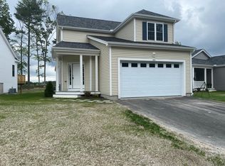 186 Crownshield Ave #J-2, Uxbridge, MA 01569