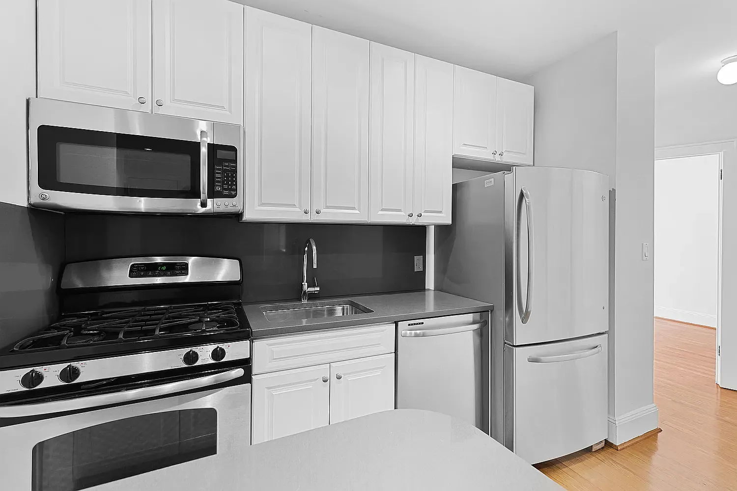 226 East 70th Street — Photo 1