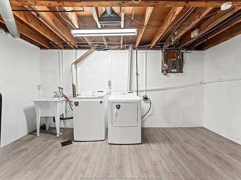 272 Victoria St S #40 — Photo 20
