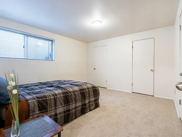 Hamlin Place — Photo 16