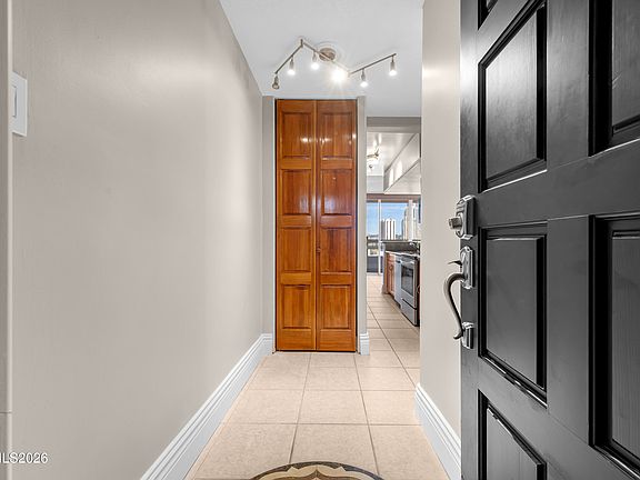 4th image of 100 N Arlington Ave Unit 12K