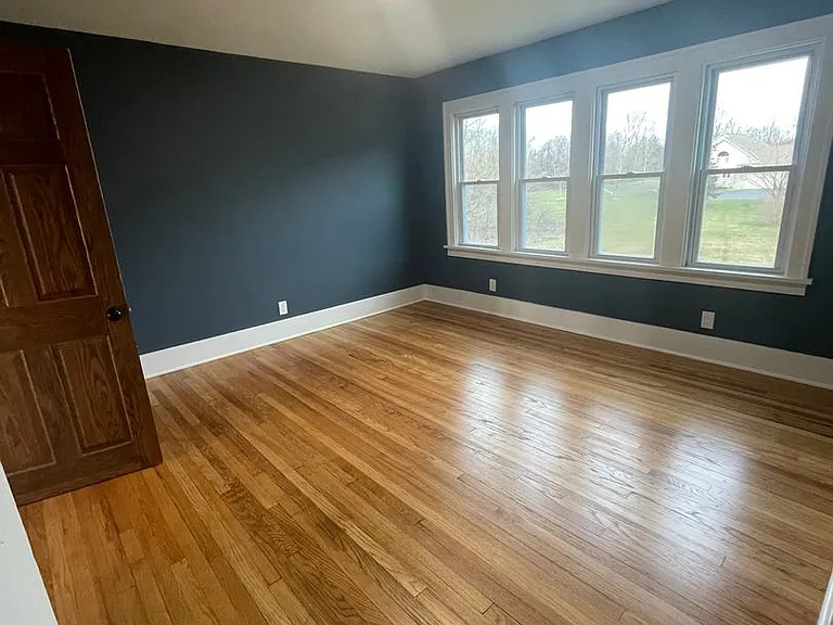 2852 Waters Rd — Photo 31