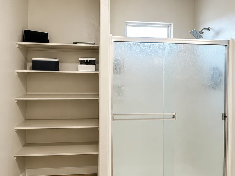 477 W Aberdeen Pl — Photo 12