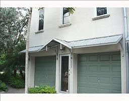 5th image of 828 SW 4th Ave #6