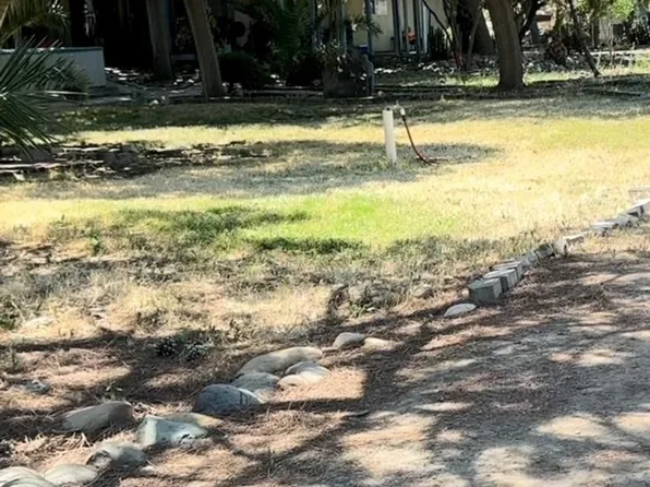 1707 E Las Palmas Ave, Patterson, CA 95363