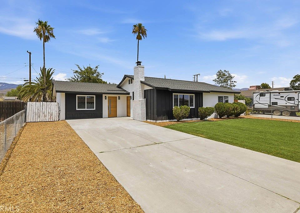 1st image of 27176 Hibiscus St