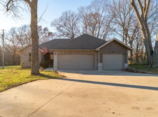 3243 Selmore Road, Ozark, MO 65721