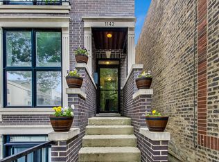 1142 W Cornelia Ave #2, Chicago, IL 60657