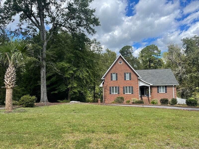 1st image of 2926 Wexford Dr