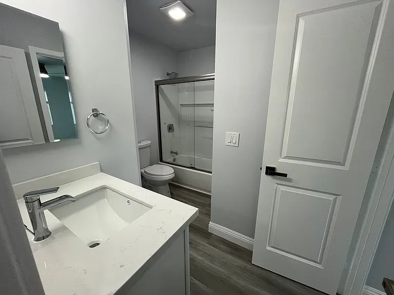 Canyon Creek Apartments C — Photo 4