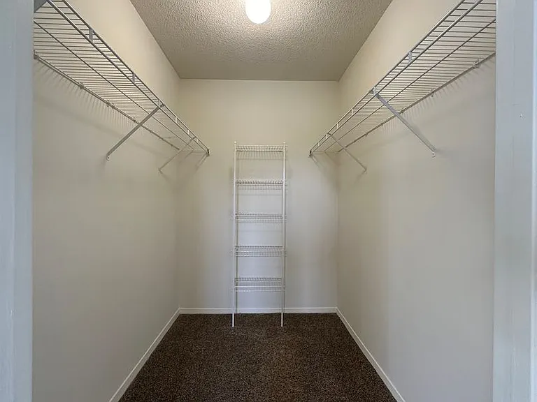Hamilton at Turman Farms Apartments — Photo 28