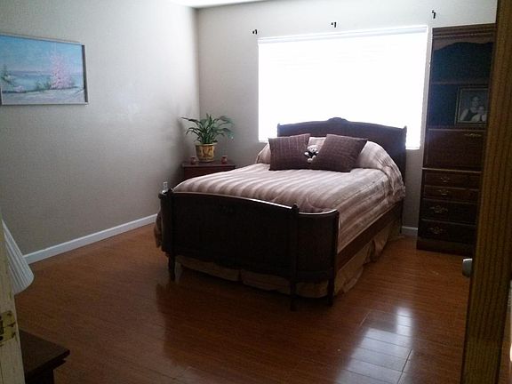 3rd image of 4236 Trevor Ln #C