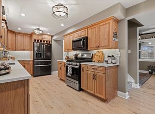 W2094 Beulah Heights Rd, East Troy, WI 53120